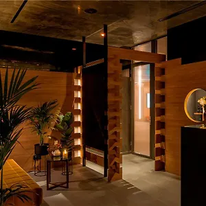https://me.topbarcelonahotels.com